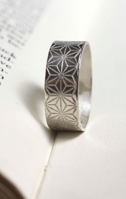 Japanese hemp leaf ring 