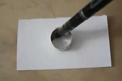 Trace the inside diameter of a ring