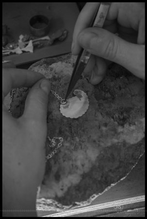 Welding of a link on a sterling silver pendant