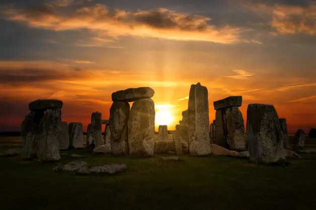 Lithotherapy, knowledge of stones, their resonance and their virtues. An example of an energetic landscape would be Stonehenge.
