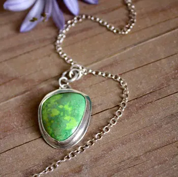 Gaspeite, history and healing properties