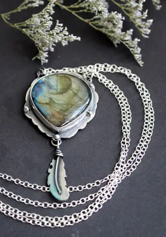 History and healing properties of labradorite