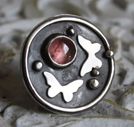 Tourmaline, history and healing properties