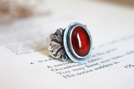 Red Leaf Ring